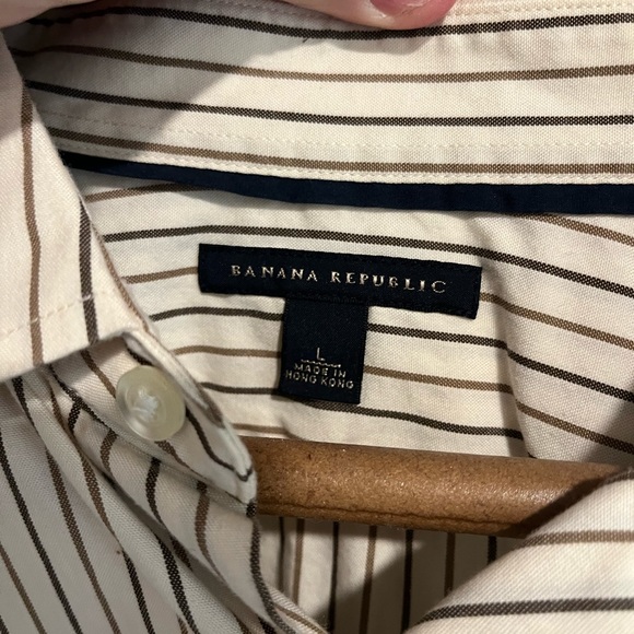 Striped Men’s Banana Republic Button Down Dress Shirt Size Large - Picture 3 of 3
